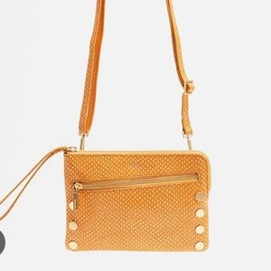 Hammitt Nash - apricot snake